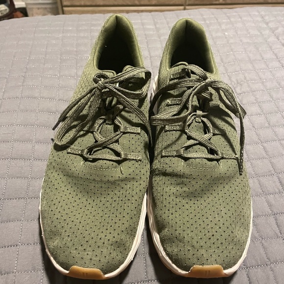 Nobull Olive Green Ripstop Runners - Picture 3 of 5